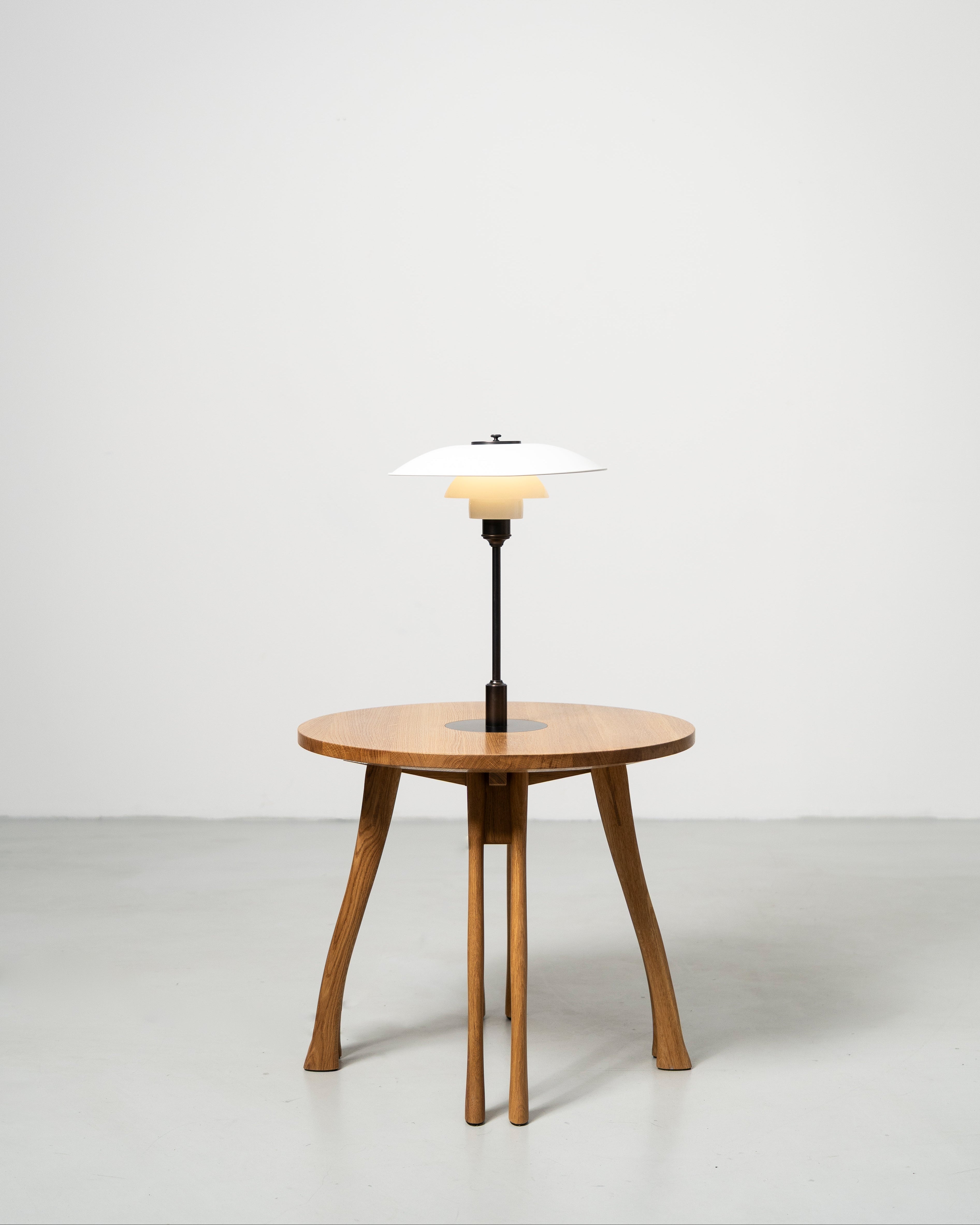 PH Axe Table Lounge by Poul Henningsen, Danish design classic (1954) wooden side table with a PH lamp in white