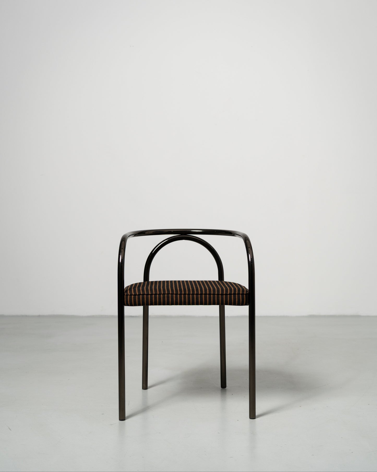 PH Chair by Poul Henningsen, Danish design classic (1932) Black metal chair with striped wool seat