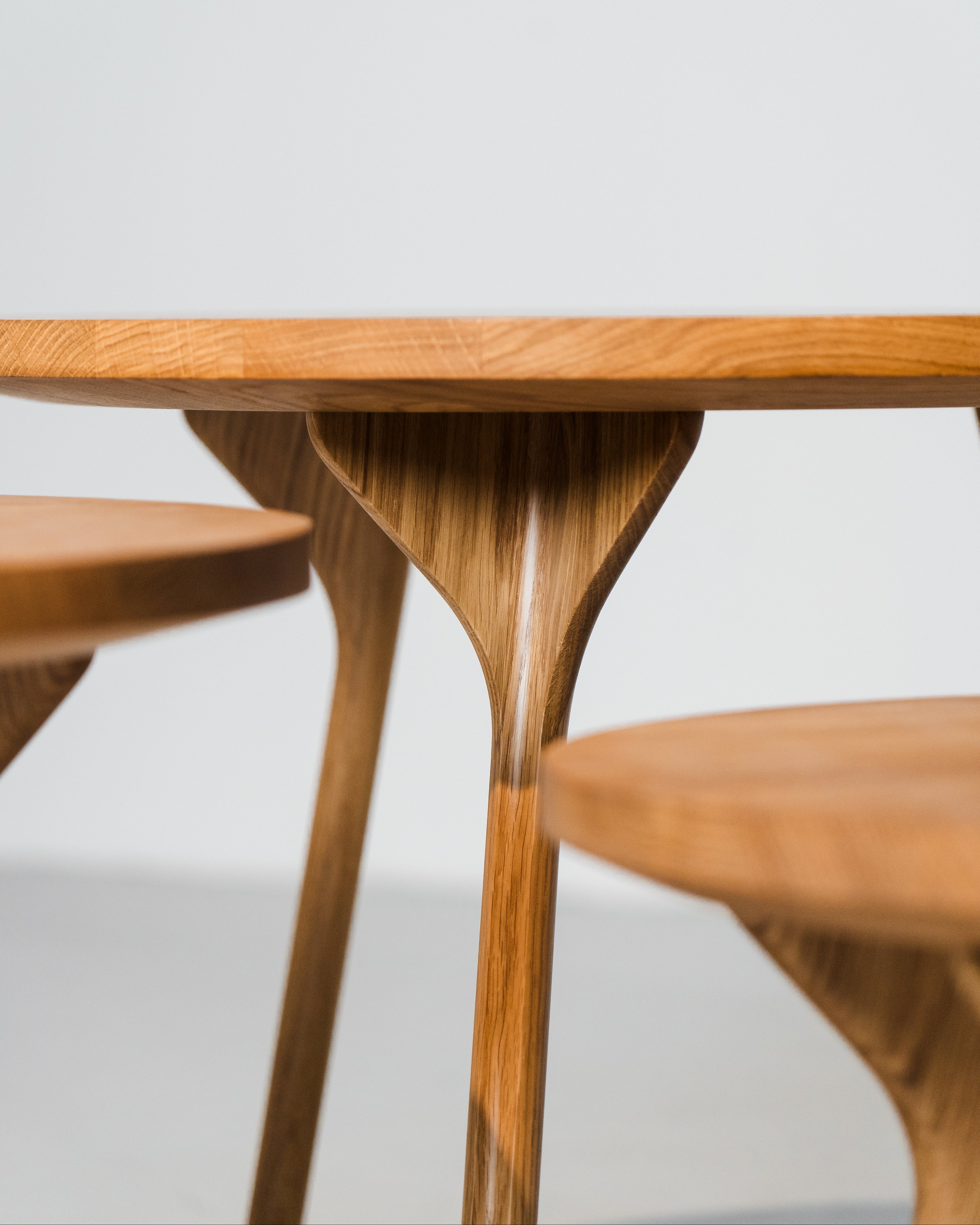 PH Circle Table Lounge by Poul Henningsen, Danish design classic (1937)
Wooden side table