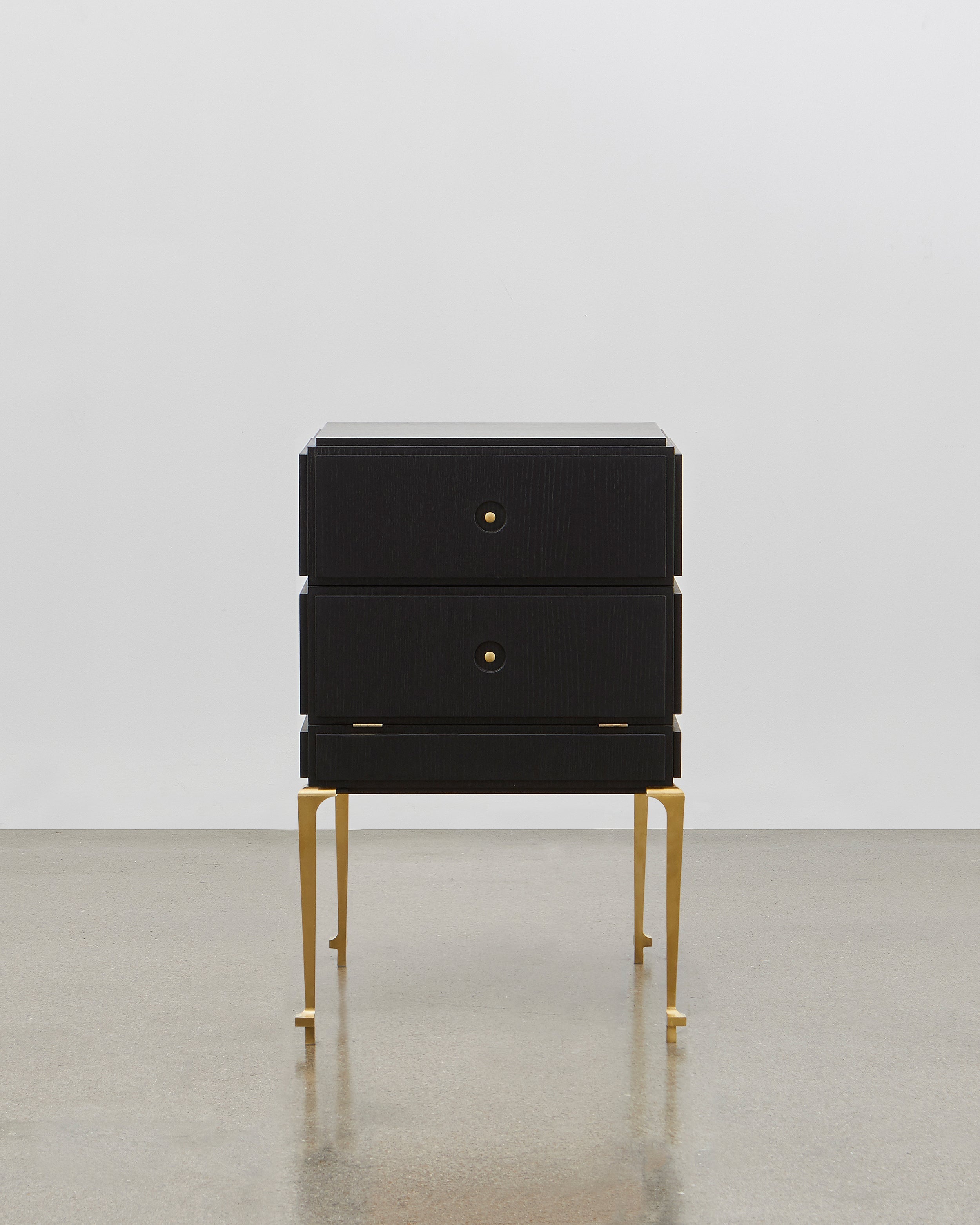 PH Small Drawer Chest by Poul Henningsen, Danish design classic (1930s) A small black wooden drawer chest with brass legs