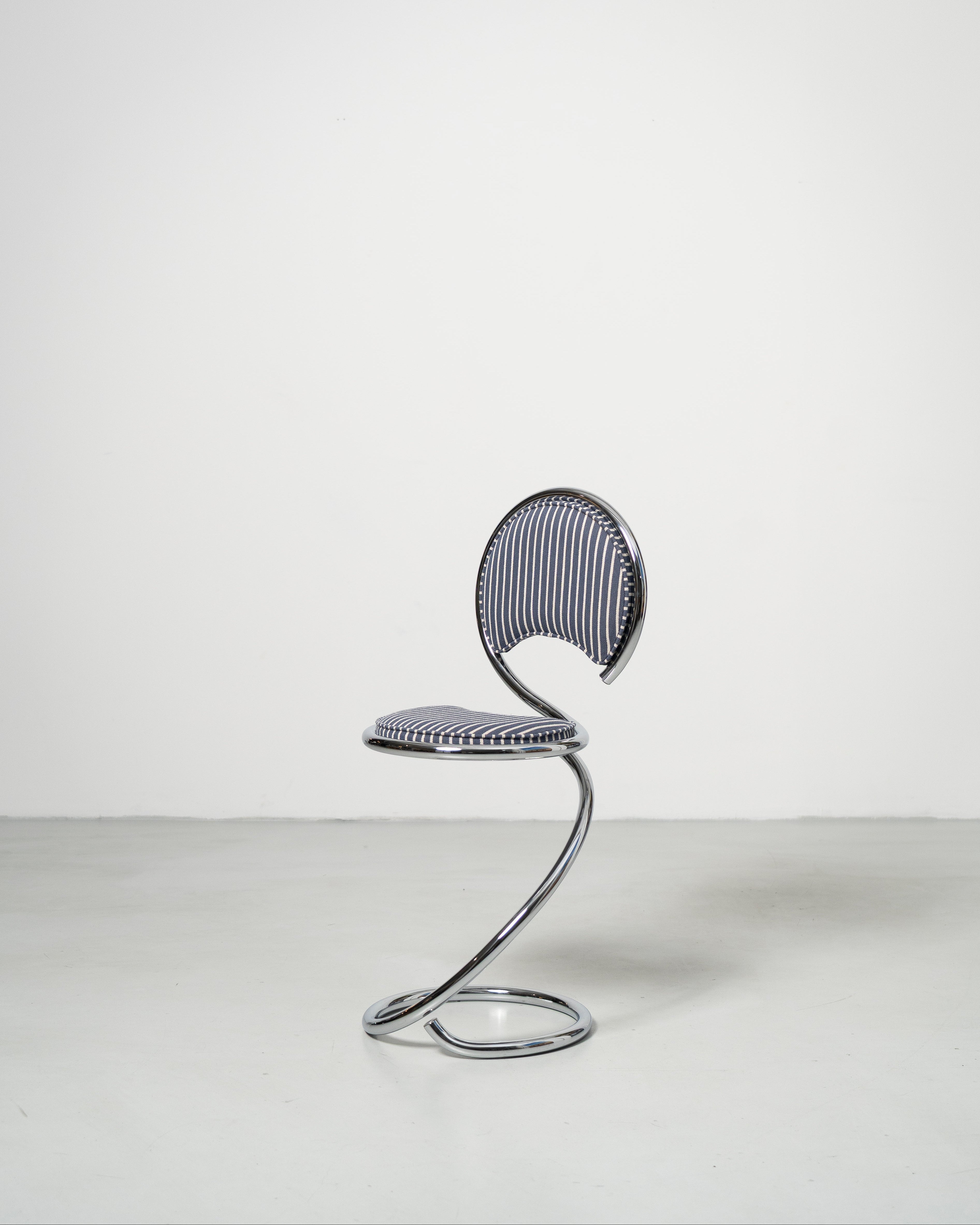 PH Snake Chair by Poul Henningsen, Danish design classic (1932)