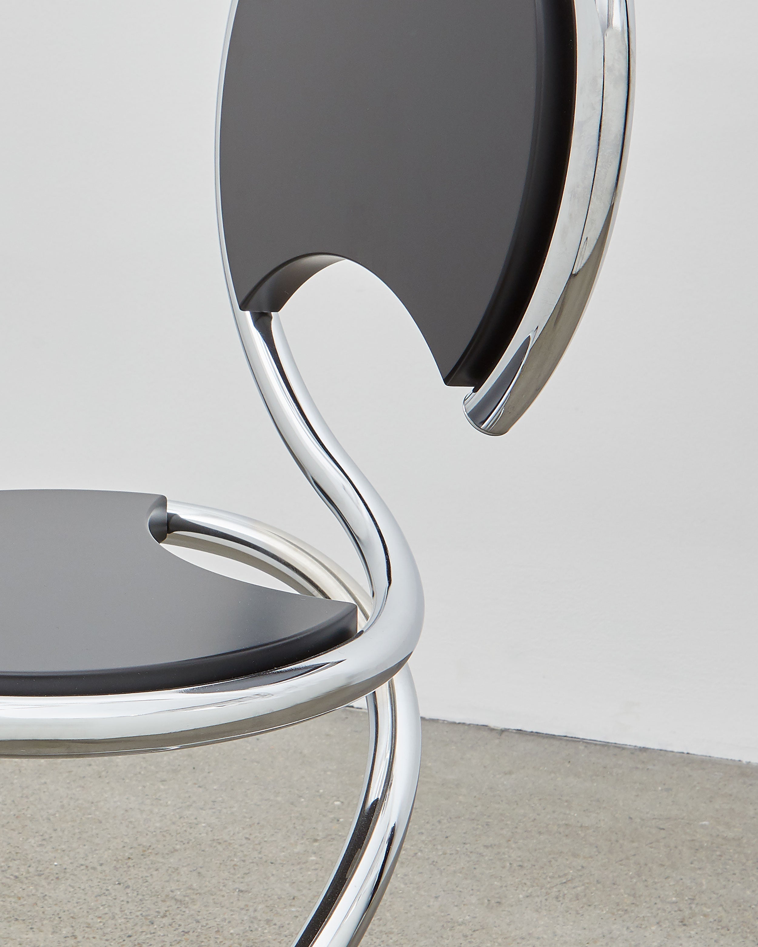 PH Snake Chair by Poul Henningsen, Danish design classic (1932)