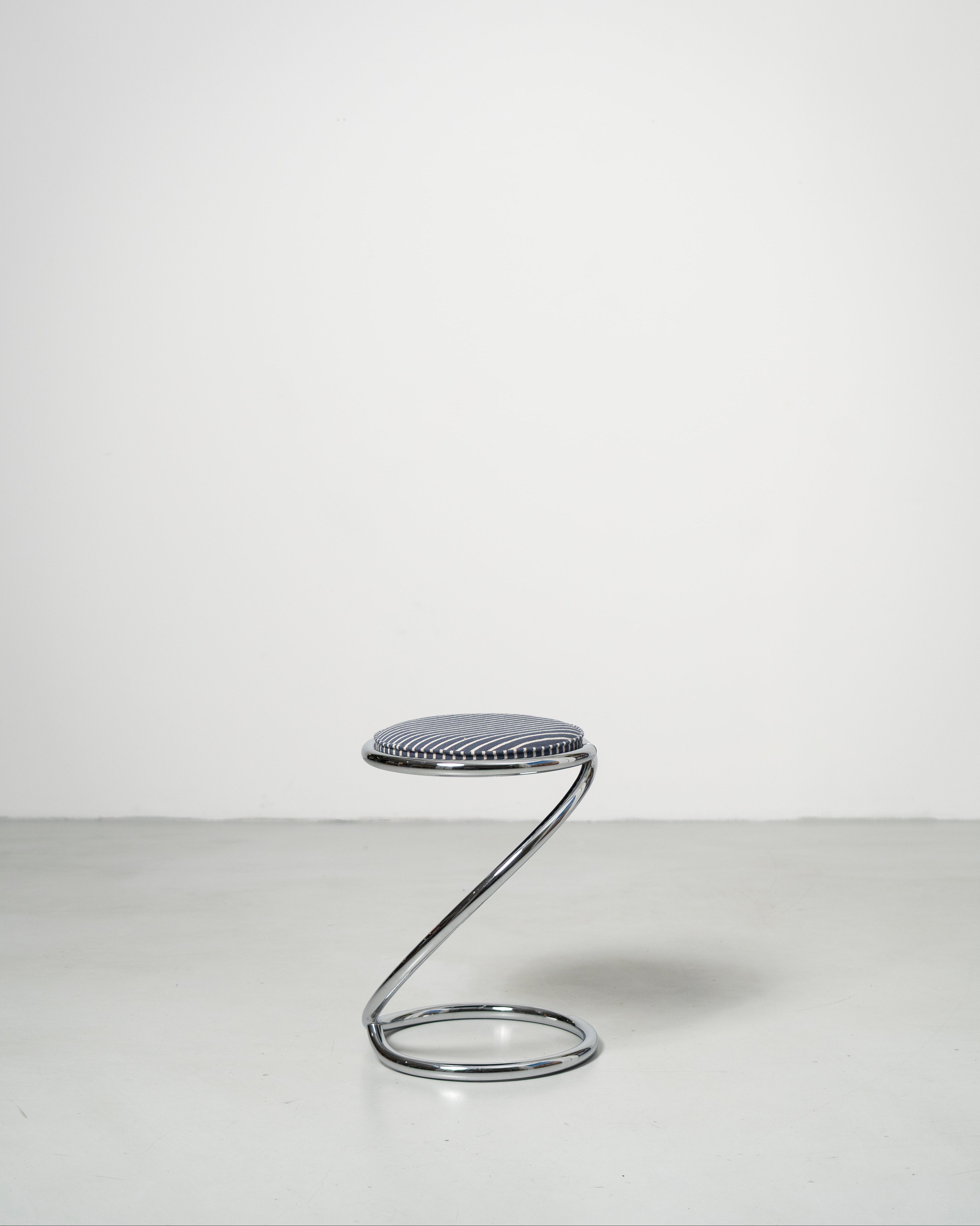 PH Snake Stool by Poul Henningsen, Danish design classic (1932)