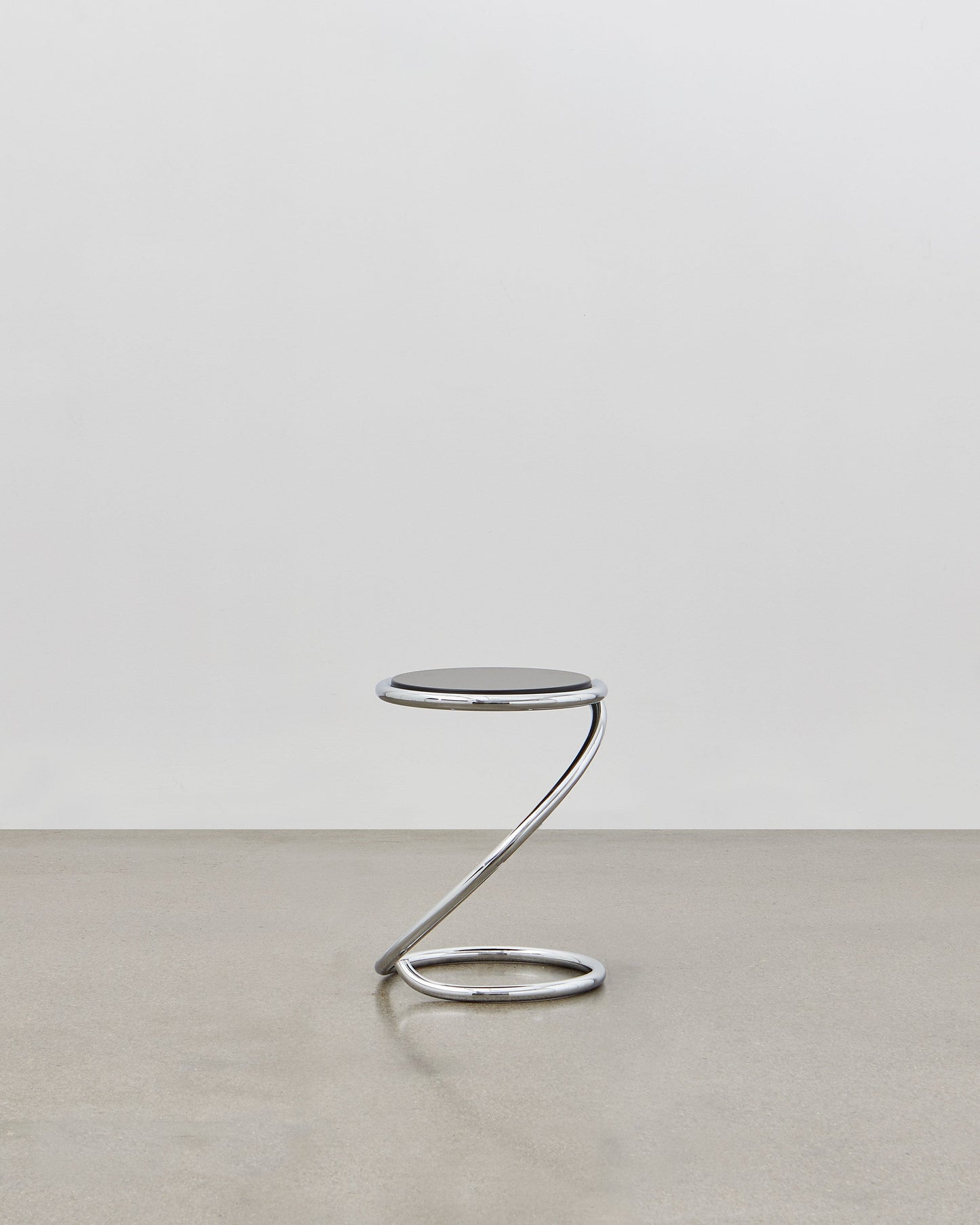 PH Snake Stool
