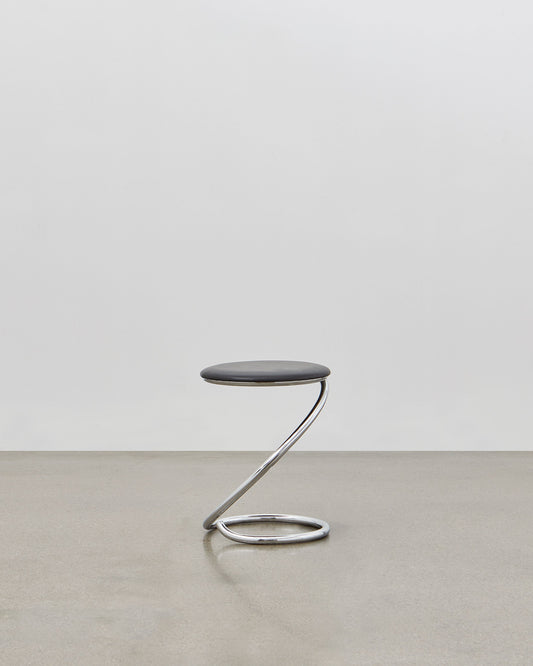 PH Snake Stool