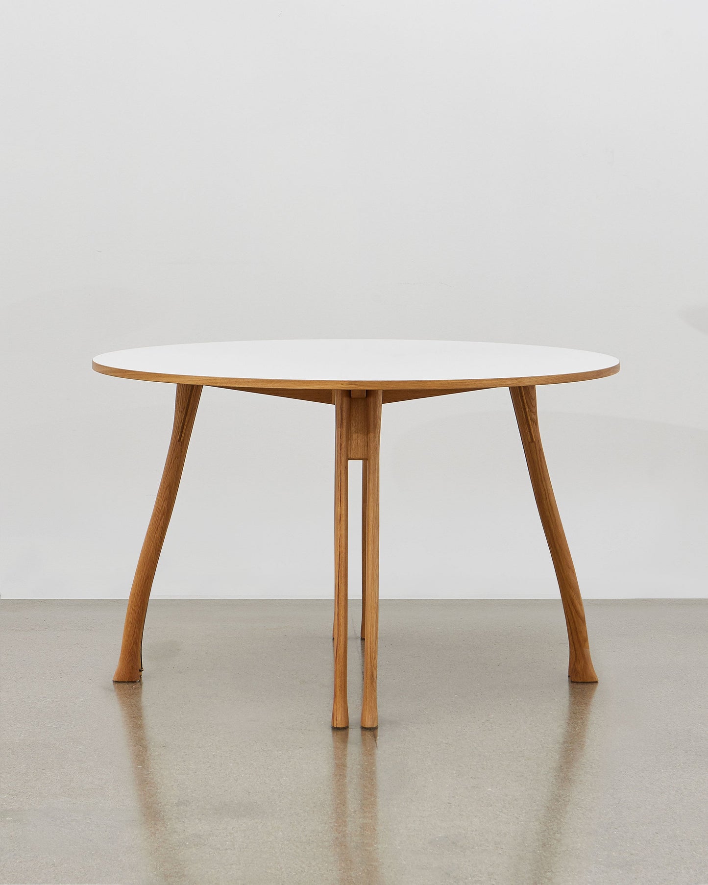 PH Axe Table