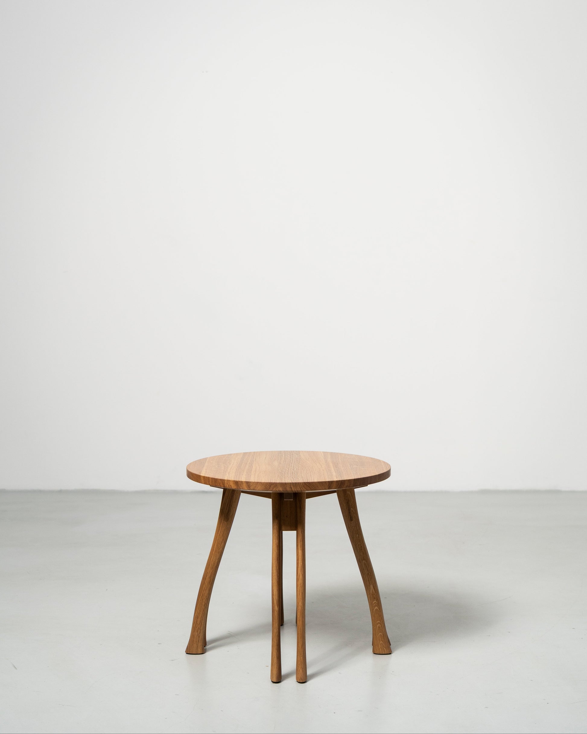 PH Axe Table Lounge by Poul Henningsen, Danish design classic (1954) wooden side table 