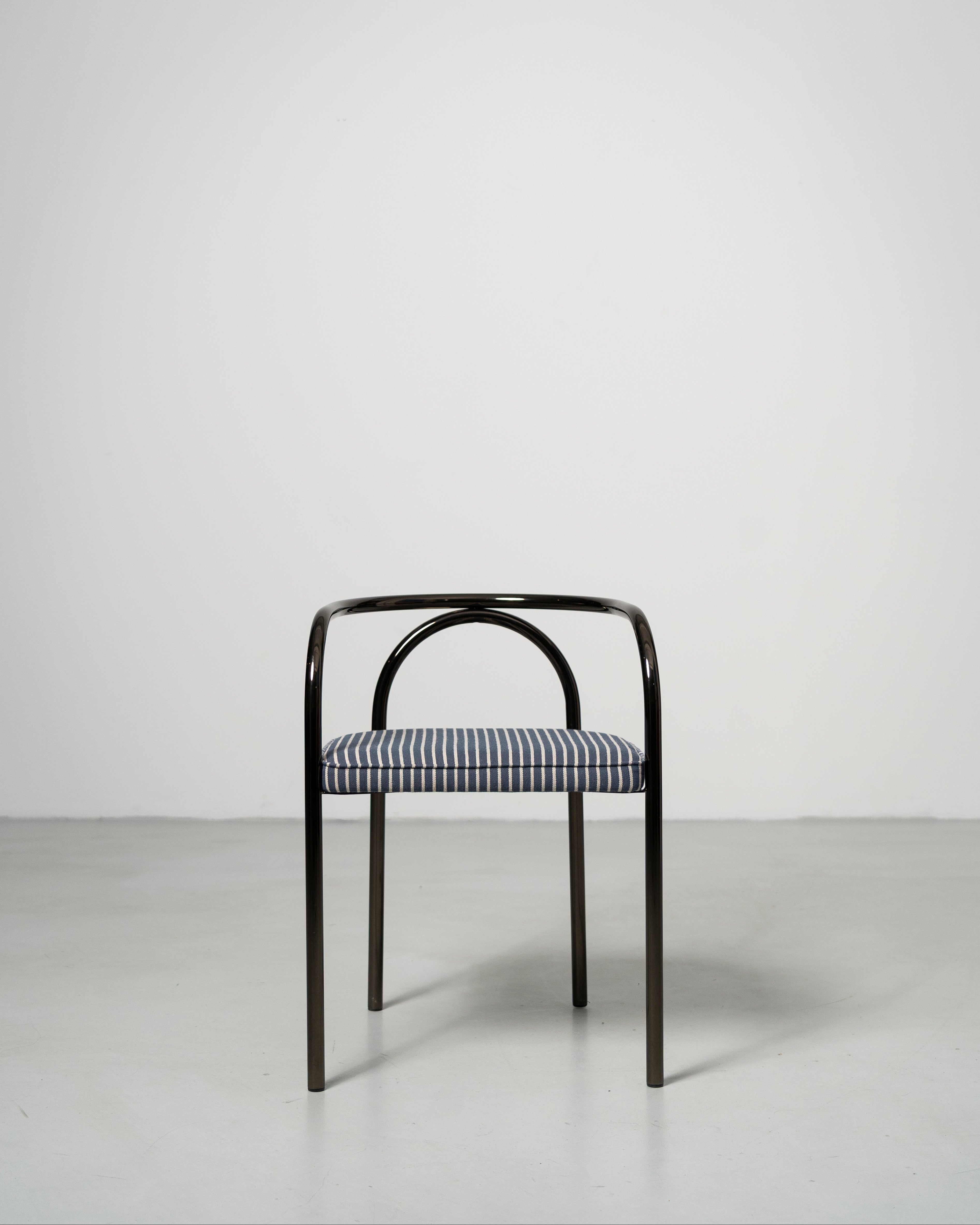 PH Chair by Poul Henningsen, Danish design classic (1932) Black metal chair with striped cushion 