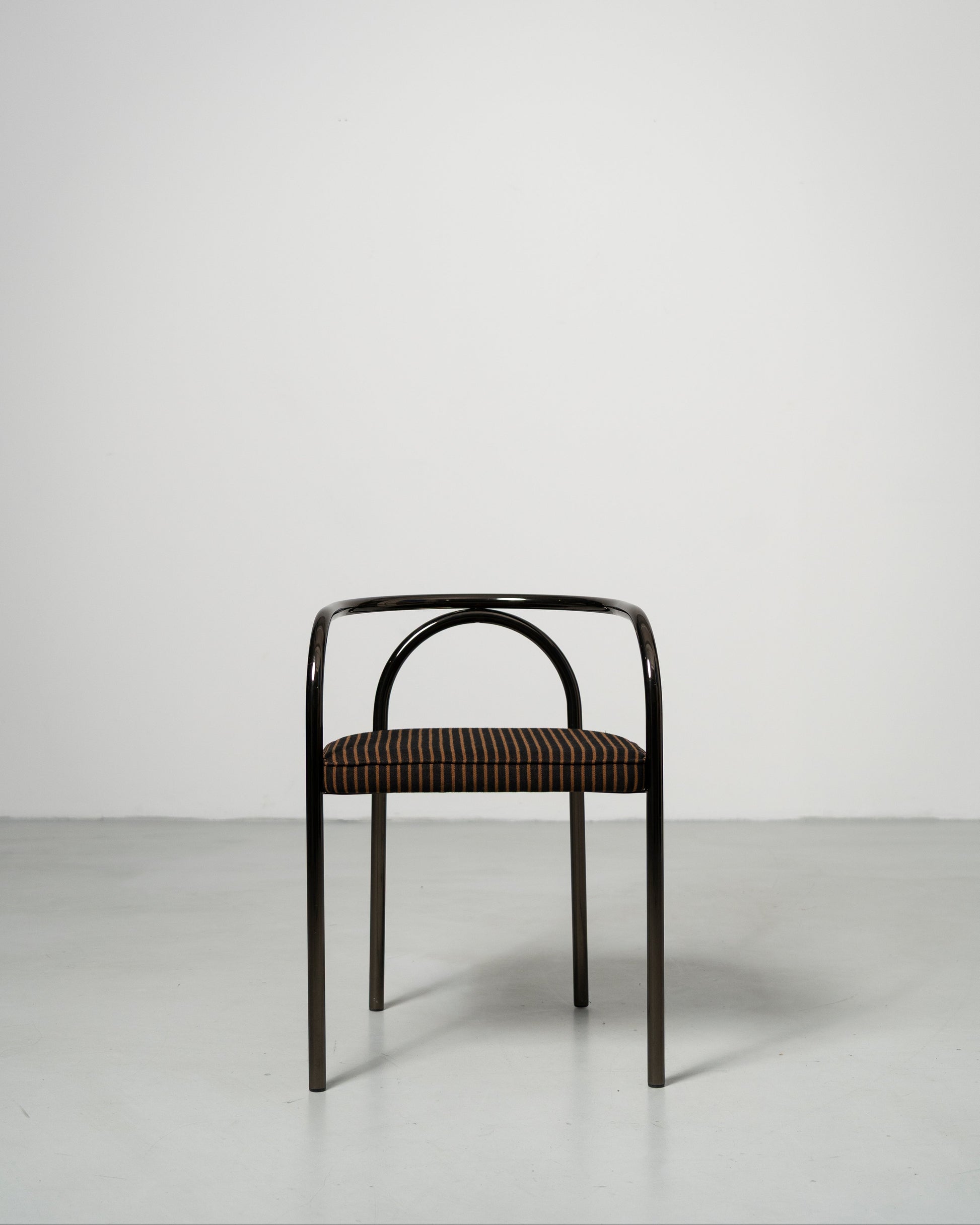 PH Chair by Poul Henningsen, Danish design classic (1932) Black metal chair with striped wool seat 
