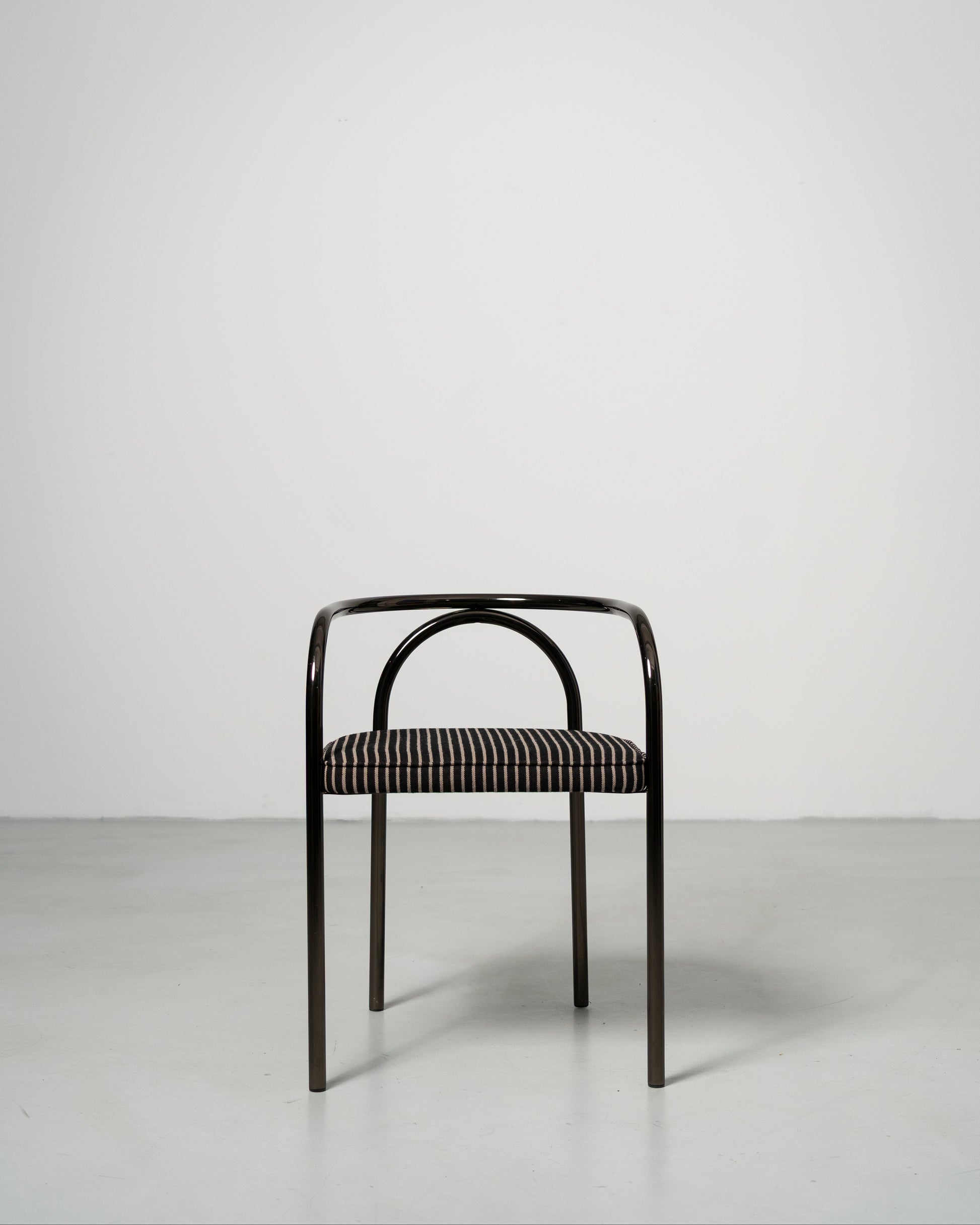 PH Chair by Poul Henningsen, Danish design classic (1932) Black chair with wool striped seat 
