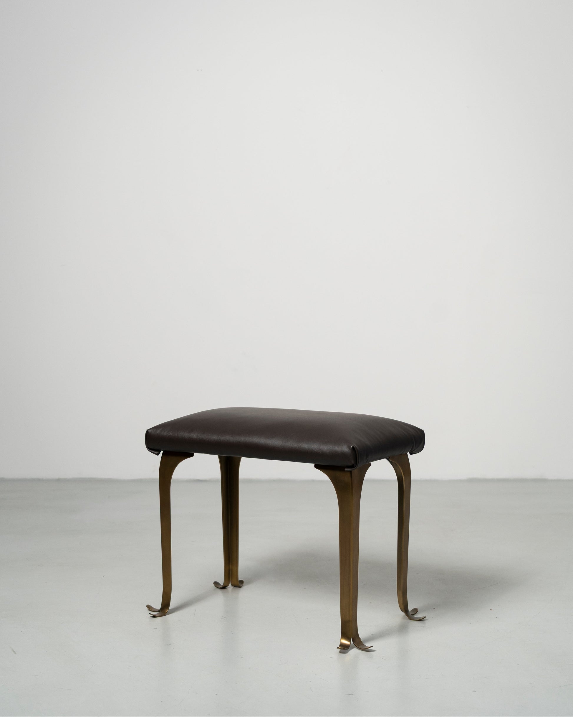 PH Piano Bench by Poul Henningsen, Danish design classic brown leather seat with dark brass legs 