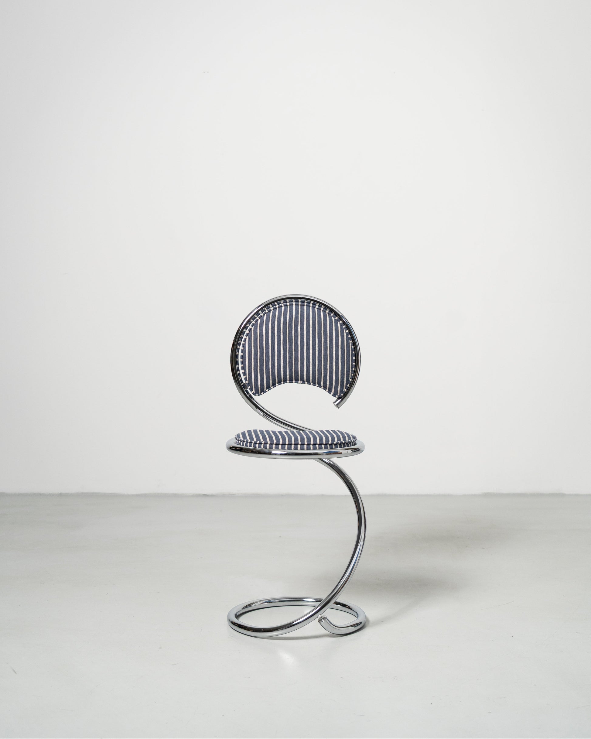 PH Snake Chair by Poul Henningsen, Danish design classic (1932)
