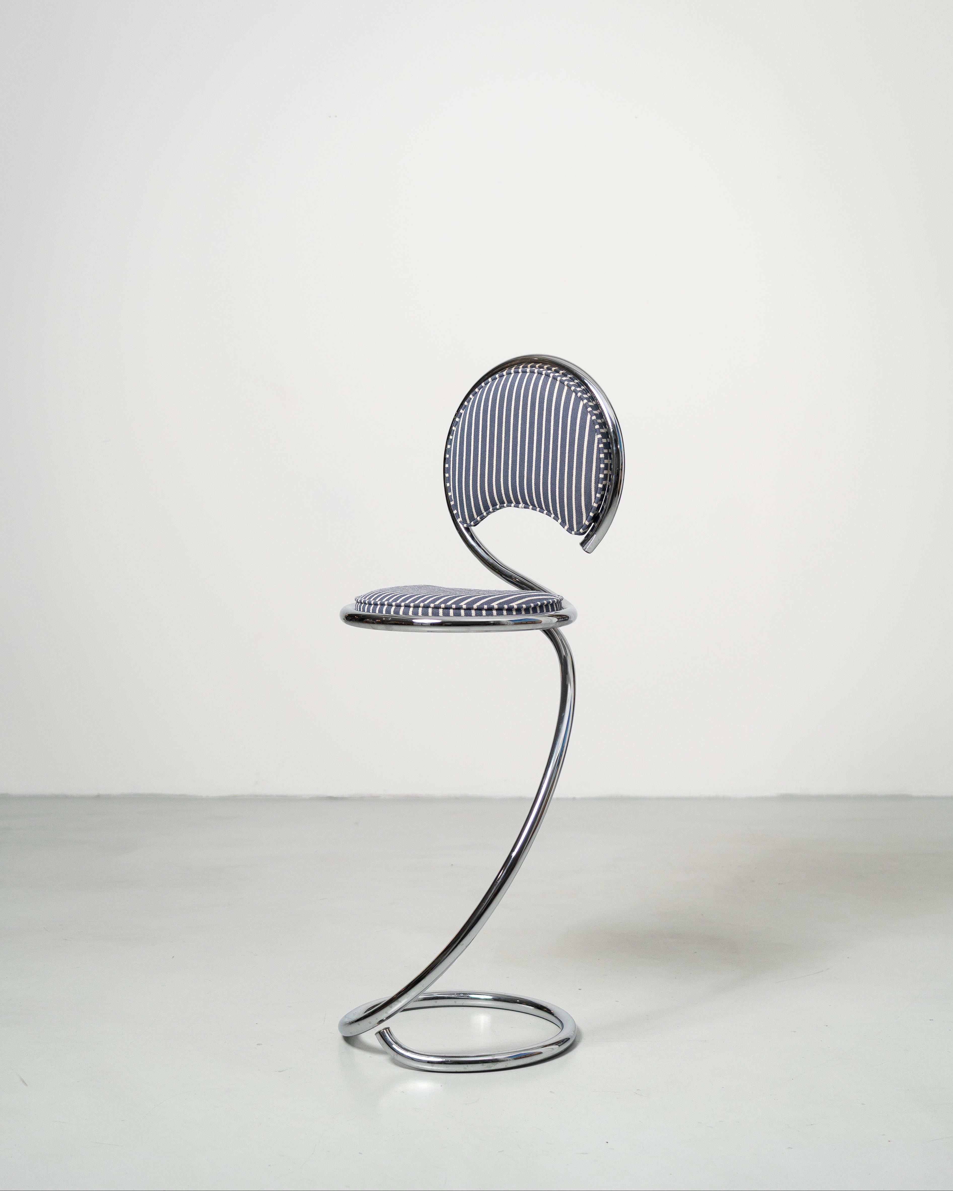 PH Snake Chair Counter by Poul Henningsen, Danish design classic (1932)
