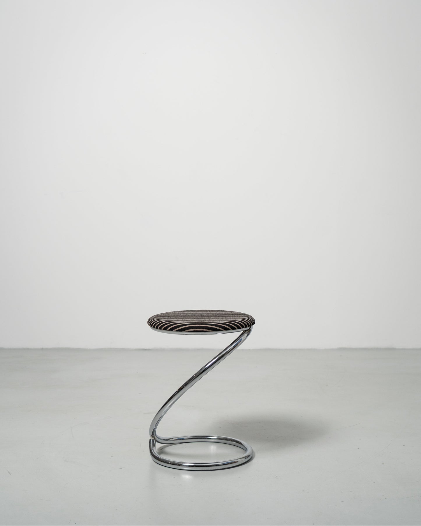 PH Snake Stool by Poul Henningsen, Danish design classic (1932)
