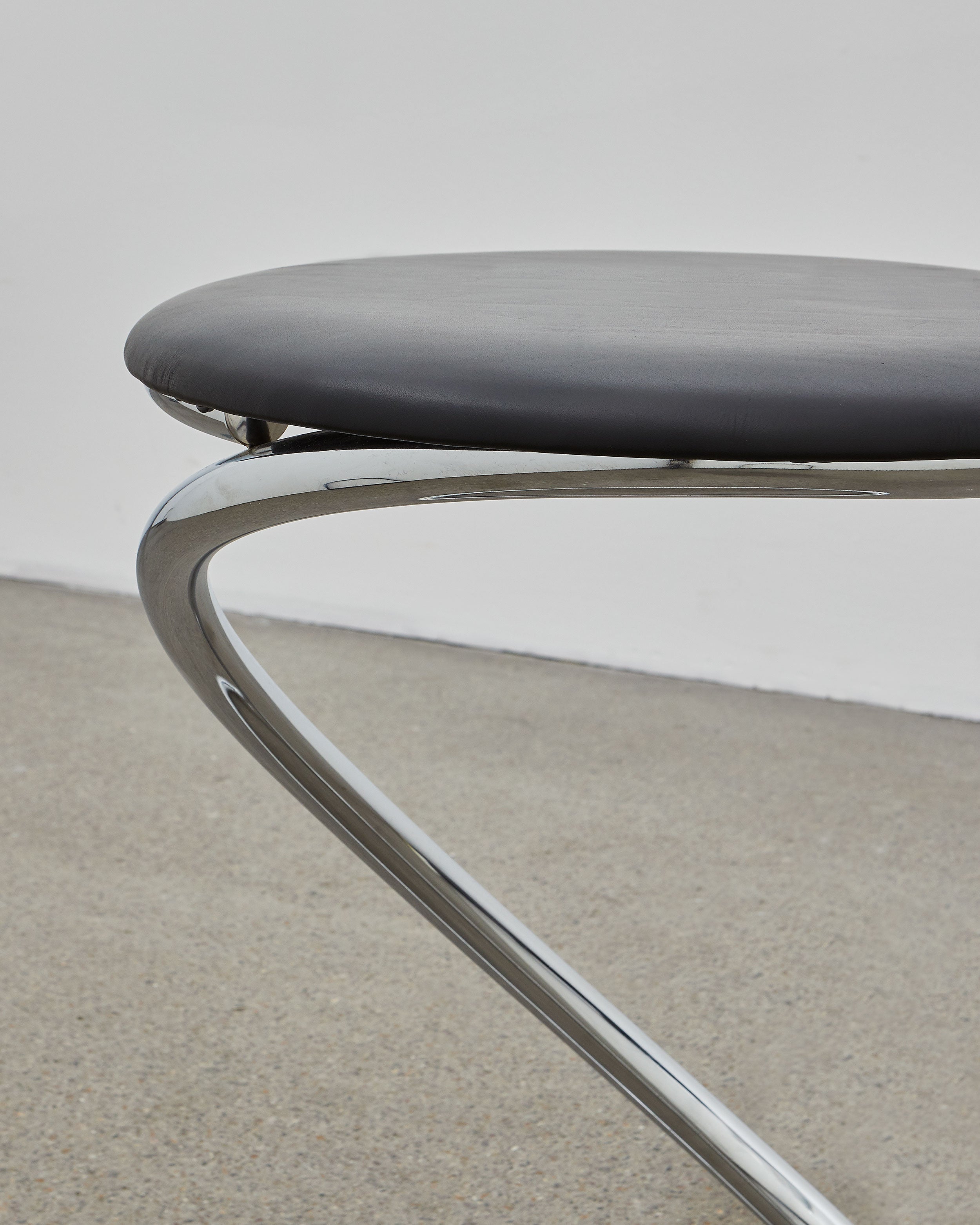 PH Snake Stool by Poul Henningsen, Danish design classic (1932)
