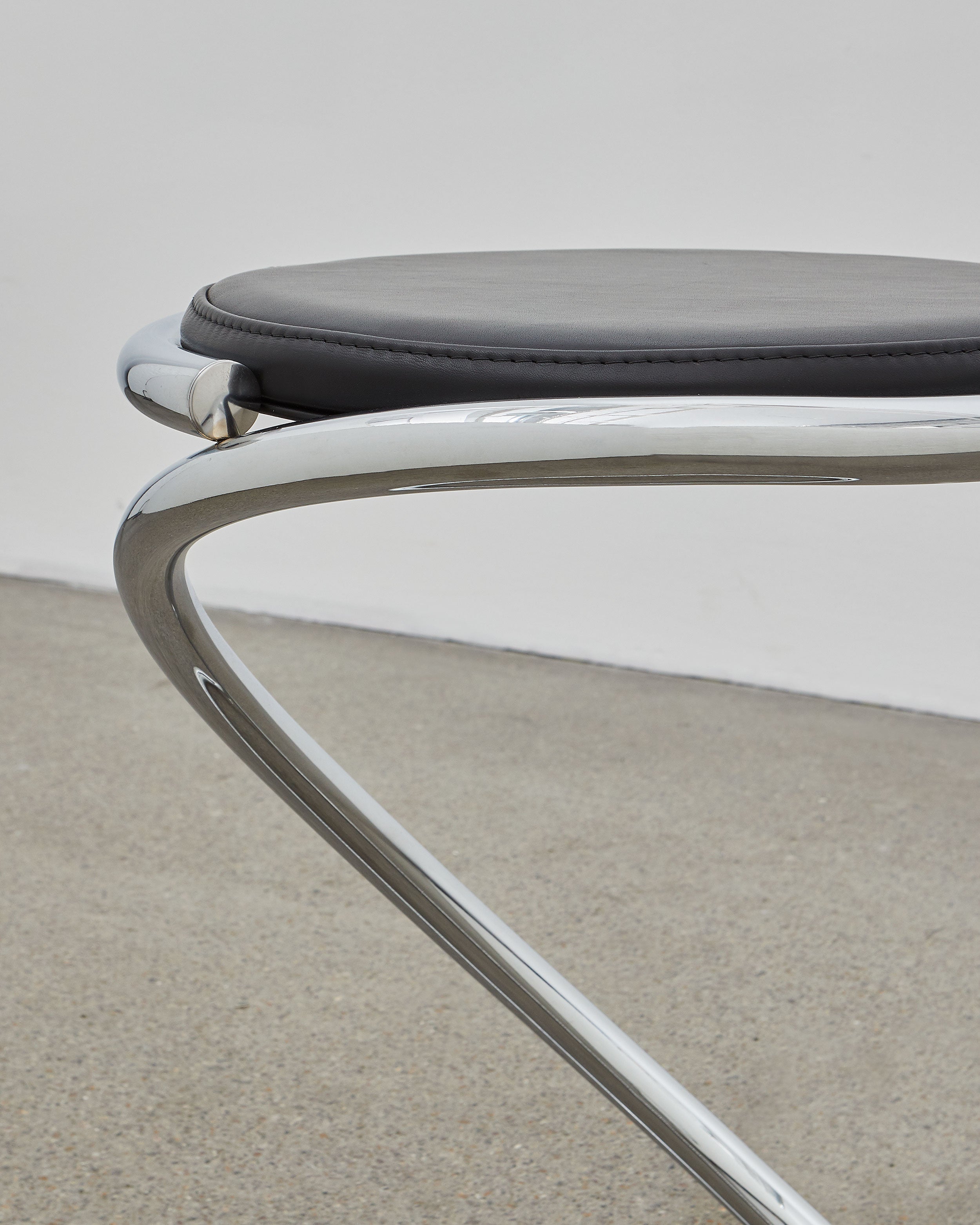 PH Snake Stool by Poul Henningsen, Danish design classic (1932)
