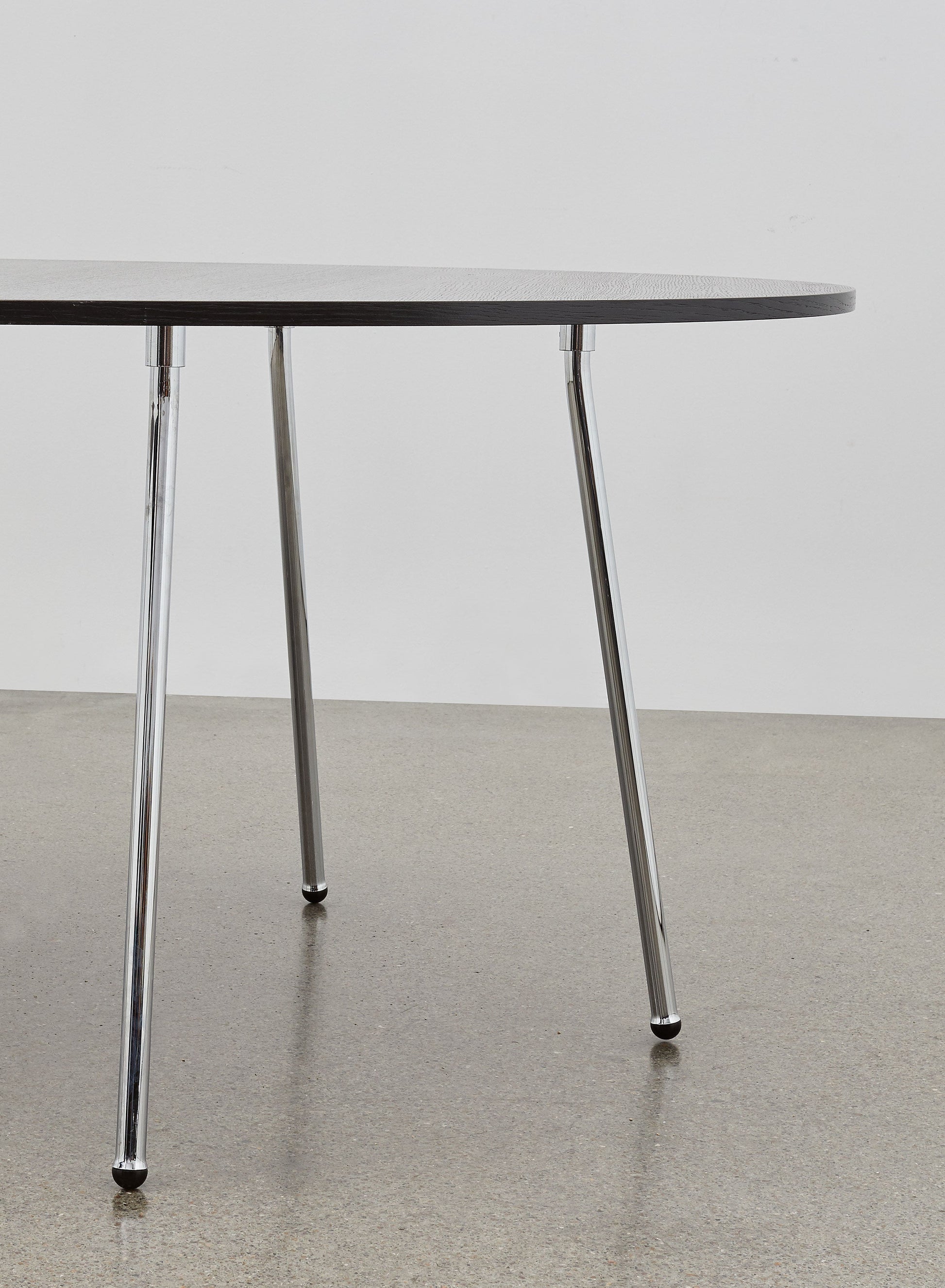 PH Dining Table by Poul Henningsen, Danish design classic (1937)