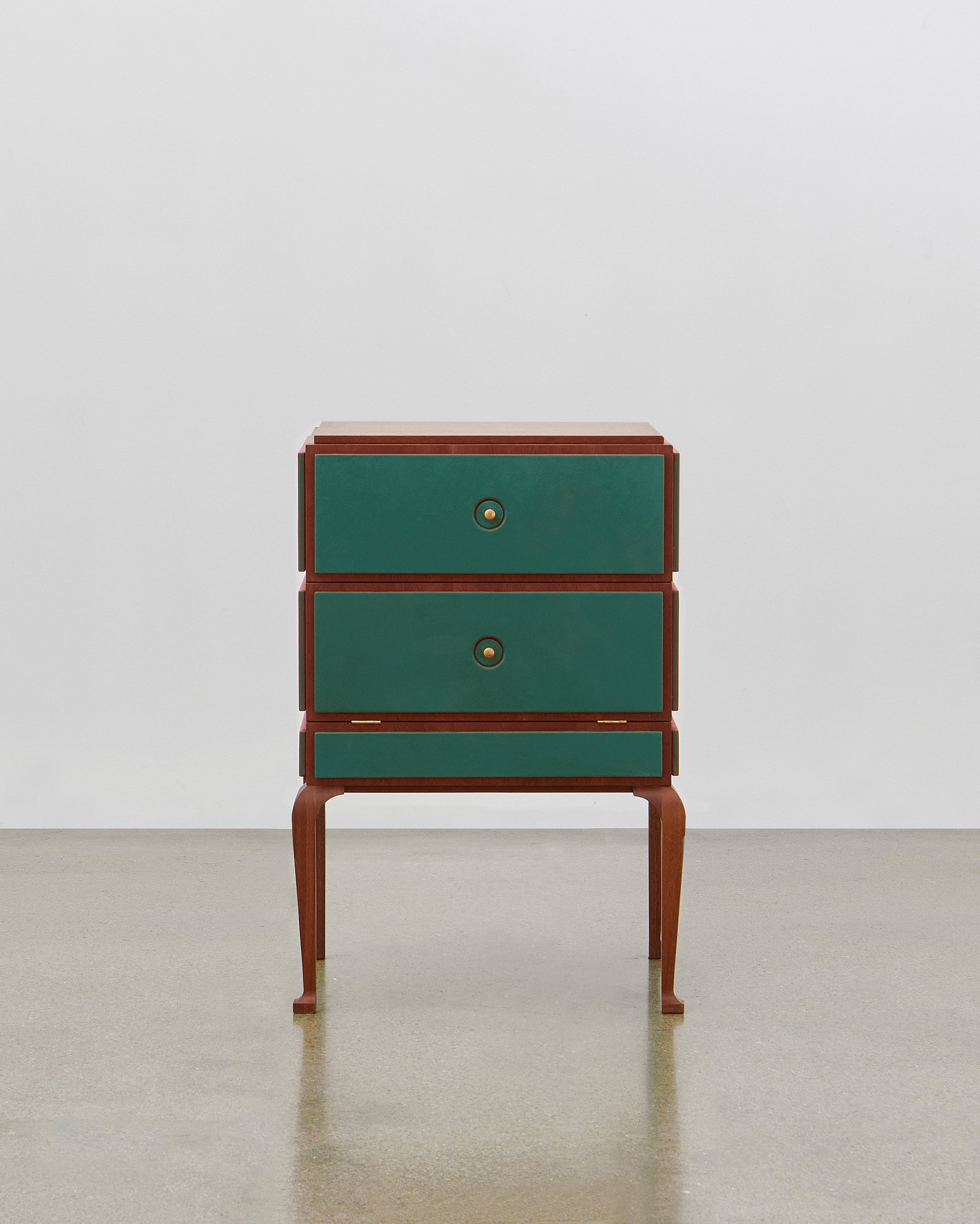 PH Small Drawer Chest by Poul Henningsen, Danish design classic (1930s) A small mahogany wooden drawer chest with wood legs and green leather panels