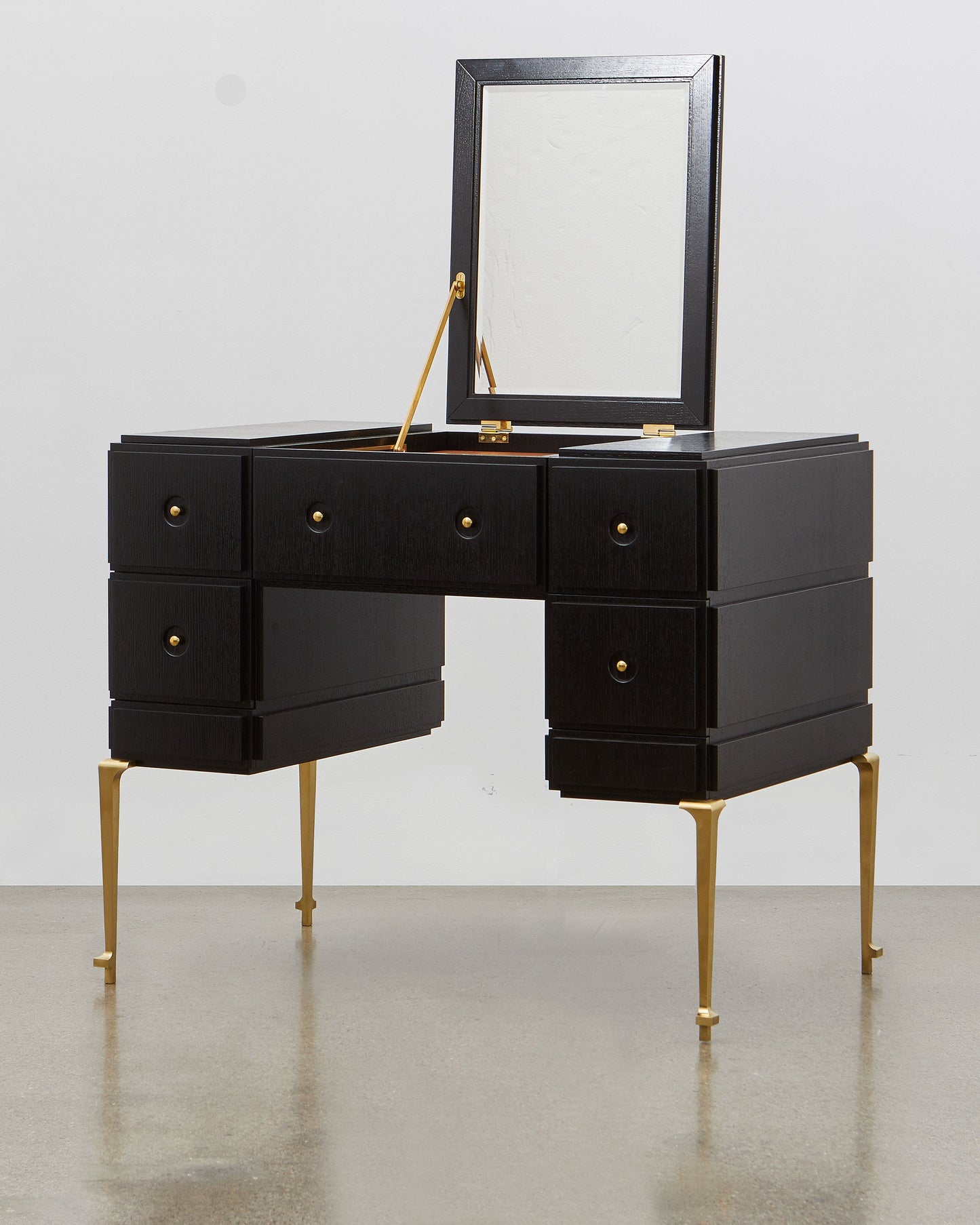 PH Grand Dressing Table